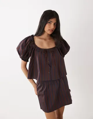 WeWoreWhat pull on mini skirt in navy