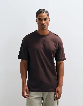 ONLY & SONS relaxed fit T-shirt in chocolate brown