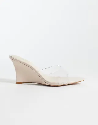 Simmi London Belize wedge sandals in beige patent