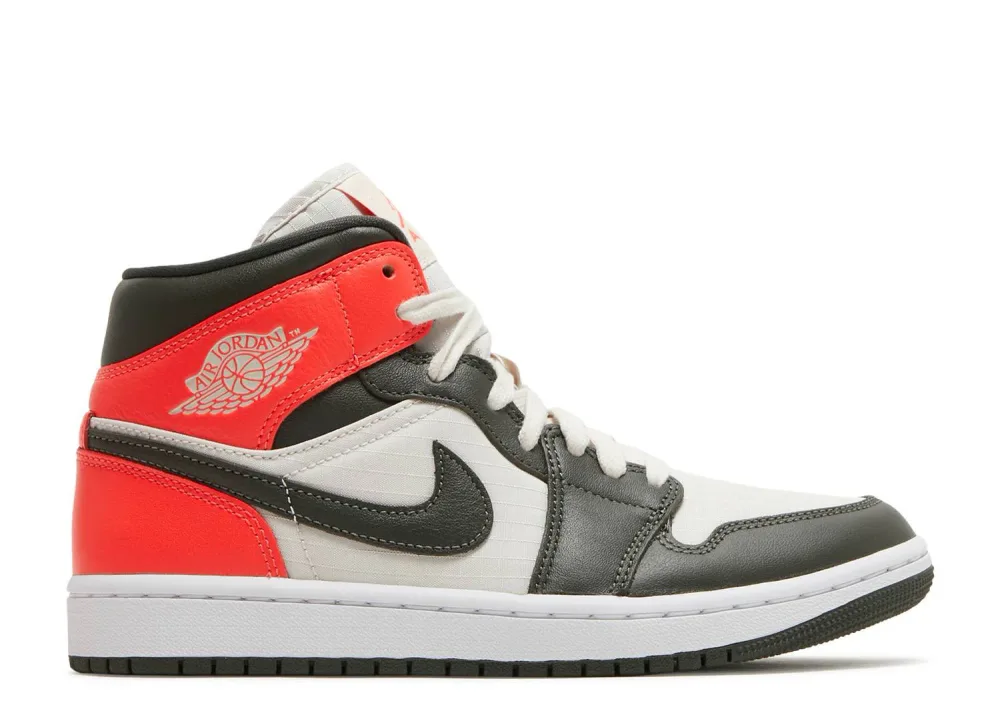 Air Jordan 1 Mid Light Orewood Brown