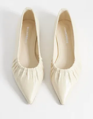Glamorous pointed toe ruched ballet flats in cream