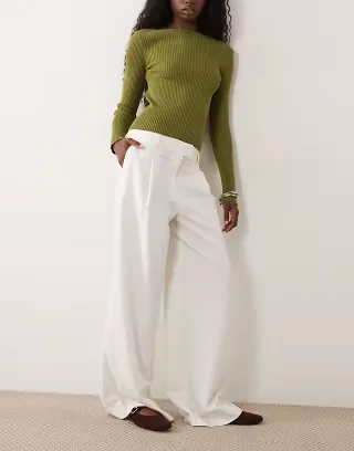 ASOS DESIGN Tailored low rise menswear inspired pants in cream