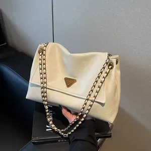designer bag 2026 New Women's Large Capacity Shoulder Underarm Chain Bag, Fashion Commuter Versatile Elegant Purse, Tren