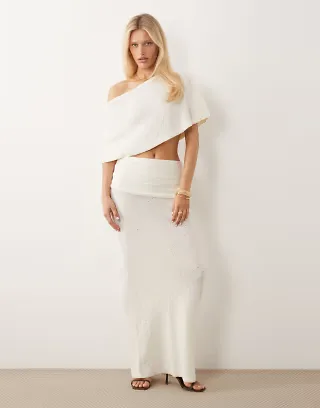 Aria Cove fine knit beach poncho top and maxi skirt set in white