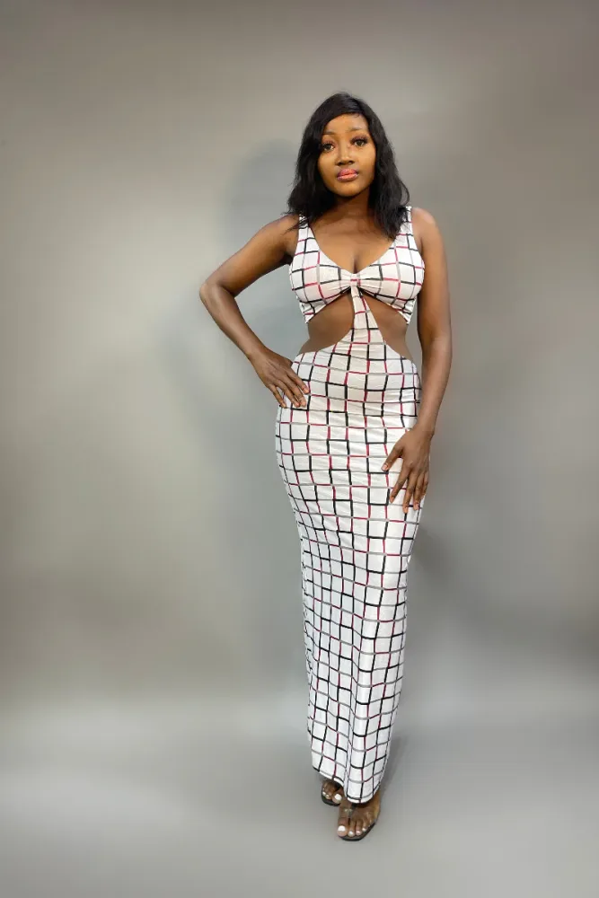 CHECKED KNOT FRONT MAXI DRESS