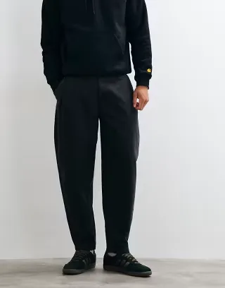 ASOS DESIGN relaxed barrel trouser with pleats in black