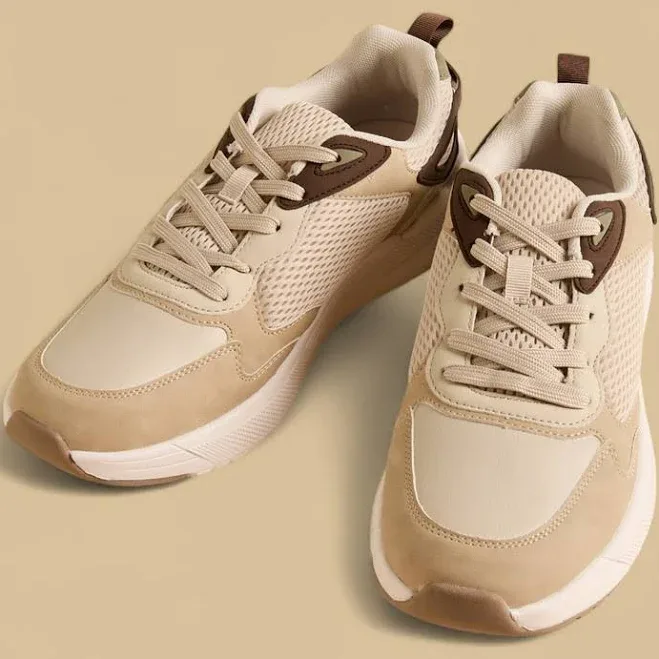 Panelled Lace-Up Sports Shoes