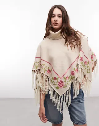 Daisy Street boho poncho with flower graphics in ecru