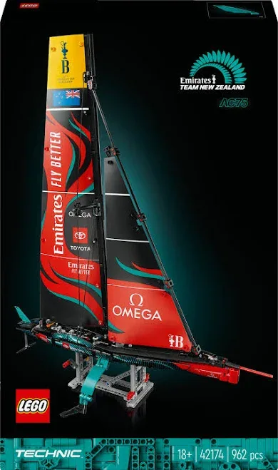 42174 LEGO Technic Emirates Team New Zealand AC75 Yacht