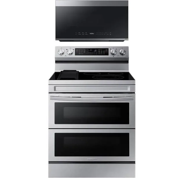 Samsung 2-Piece Kitchen Package with Freest