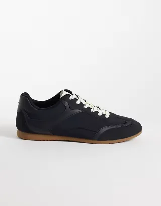 ASOS DESIGN paneled retro sneakers in black