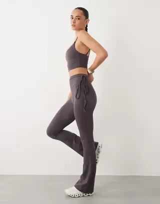 4505 soft touch kick flare yoga leggings with tie waist detail in storm gray