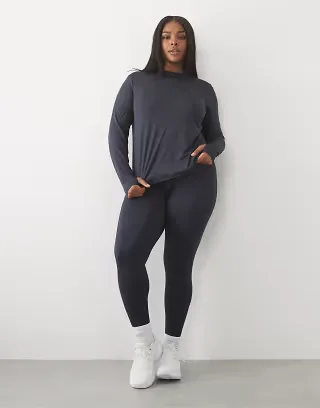 4505 Curve Icon active quick dry long sleeve running top and active tie waist running leggings with phone pocket in navy