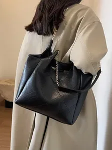 New Design 2026 Womens Retro Tote Bag - Casual Commuter Shoulder Bag - Fashionable Everyday Crossbody Purse