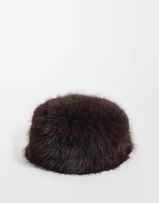 4505 Ski faux fur oversized hat in chocolate
