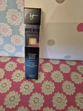 It Bye Bye Under Eye Concealer 12ml 10.0 Light