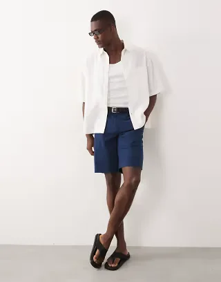 Farah Hawk chino shorts in blue