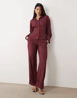Kaiia exclusive tailored stretch woven wide leg turn up detail pants in burgundy - part of a set
