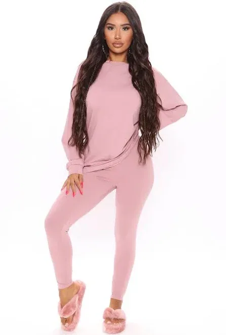 Fashion Nova Long Sleeve T-Shirt Leggings Pant Set