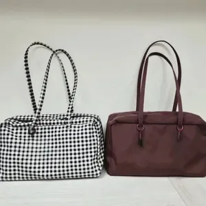 Ladies Bowling Tote Bag - Large Capacity Nylon Shoulder Bag with Ultralight Design and Zipper for Commuting and Travel