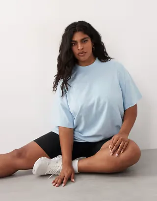 4505 Curve Icon heavyweight cotton oversized T-shirt with quick dry finish in washed baby blue