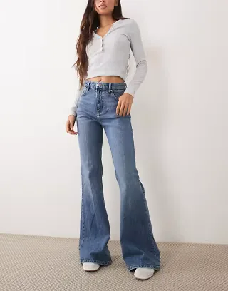 Mango Violeta 100% cotton flared jeans in mid blue