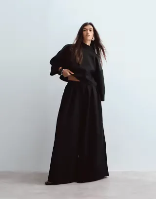 ARRANGE premium structured boxy top in black - part of a set
