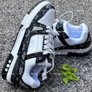 VUTITDN hot luxury Casual Shoes Fashionable thin lightweight and breathable retro casual men's shoes fo