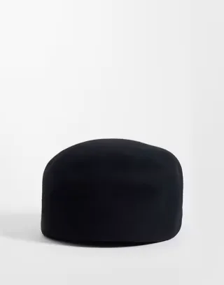 Pieces pillbox hat in black