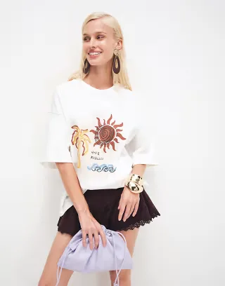 4th & Reckless cotton rich summer sun graphic oversized T-shirt in off white