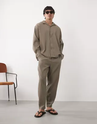 ASOS DESIGN plissé set with shirt & pants in brown