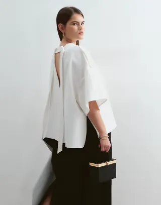 ARRANGE Curve boxy top with open back in ivory