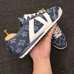 Brand Breathable Canvas Board Shoes for Men - Denim Low-Cut Sports Sneakers - Odor-Proof, Lightweight, Versatile Casual