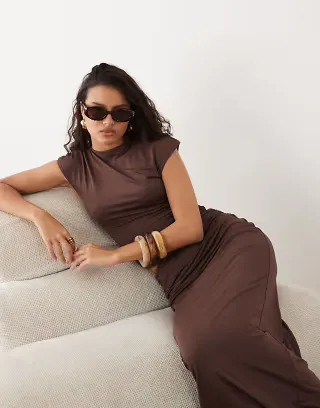 SNDYS cap sleeve ruched sides tank top in chocolate - part of a set