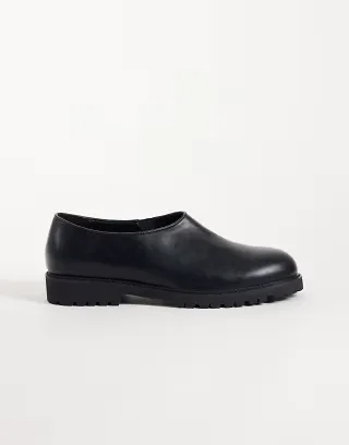 SEQWL slip on clog in black
