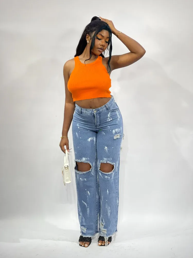 KNEE LENGTH DISTRESS DENIM