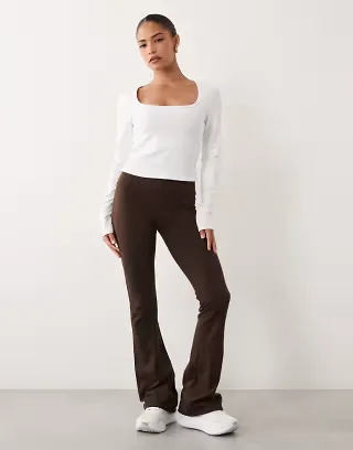 4505 Petite Icon soft touch high waist slim kick yoga leggings in chocolate