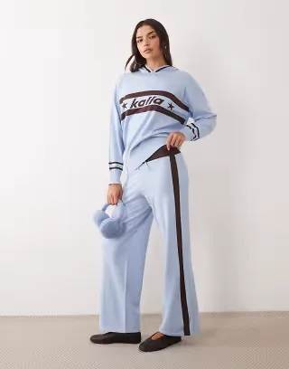 Kaiia knit set in blue and dark brown