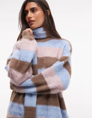 Daisy Street chunky sweater with matching scarf in pastel striped print