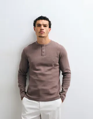 ASOS DESIGN regular long sleeve t-shirt with henley neck in brown waffle knit