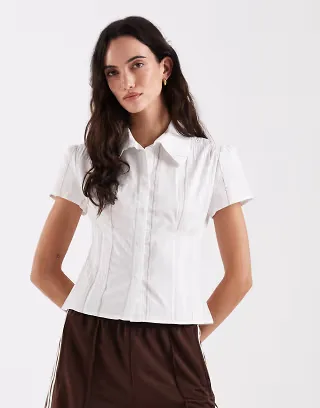 Laagam Arlie fitted short sleeve shirt in white stripes