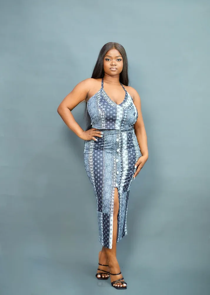SLEVEELESS CROP TOP AND BUTTON SKIRT
