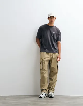Holister baggy cargo pants with pockets in sand
