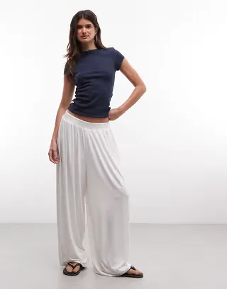 ASOS DESIGN Wide leg sweatpants in ecru