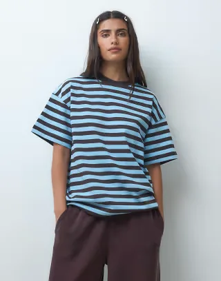 4505 Icon heavyweight cotton oversized t-shirt with quick dry finish in stripe