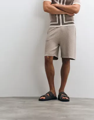 Belier textured knit pull-on shorts in stone