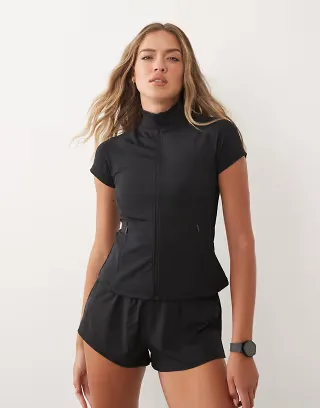 4505 active zip up short sleeve running jacket with zip pockets in black