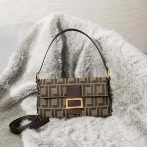 2026 Designer bag Mini baguette bag Luxury shoulder denim bag Lady embossed Leather Women envelope Canvas half moon Clut
