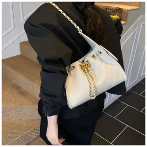 2026 Style Women's Quilted Chain Bucket Bag, Large Capacity Crossbody Bag with Armpit Cycling Design