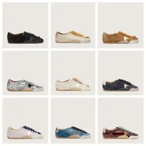Womens Leather Chunky Running Sneakers, Vintage Star Pattern Lace-Up Trainers, Round Toe, Shock-Absorbing Midsole, Mediu
